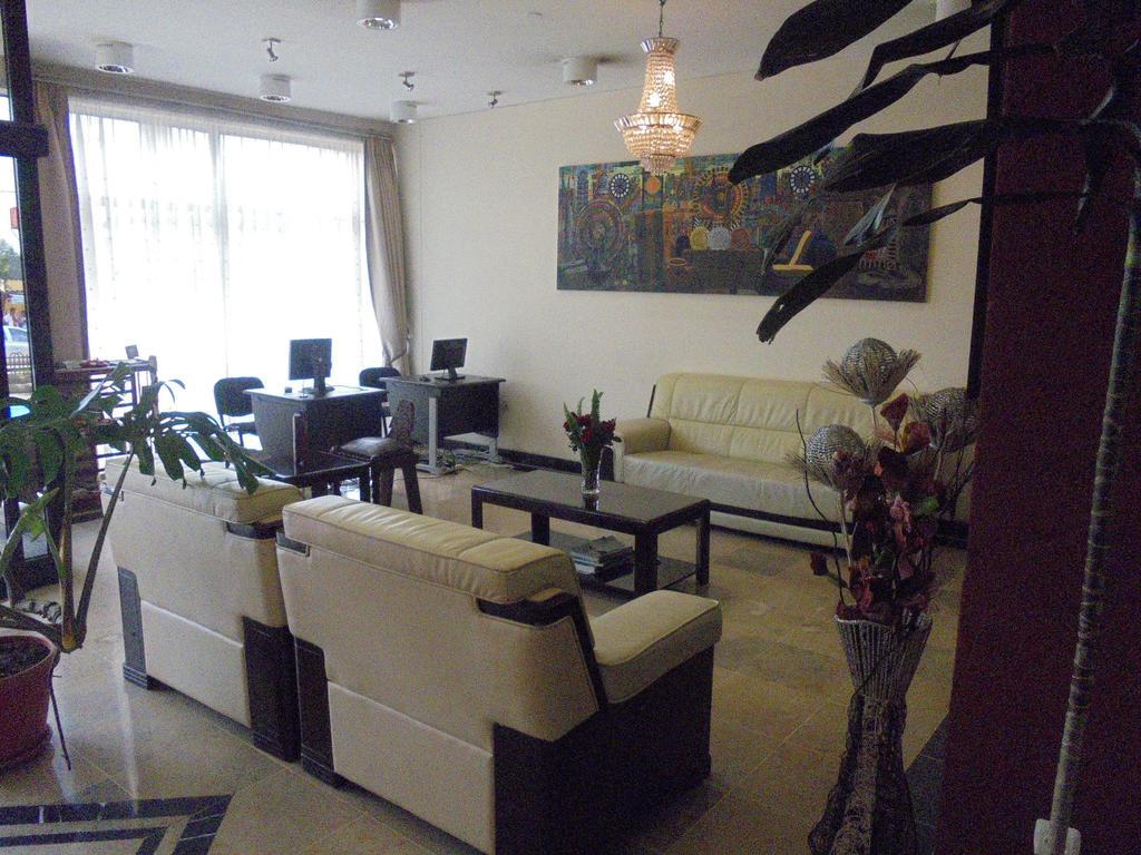 Soramba Hotel Business Plc Adis Abeba Exterior foto
