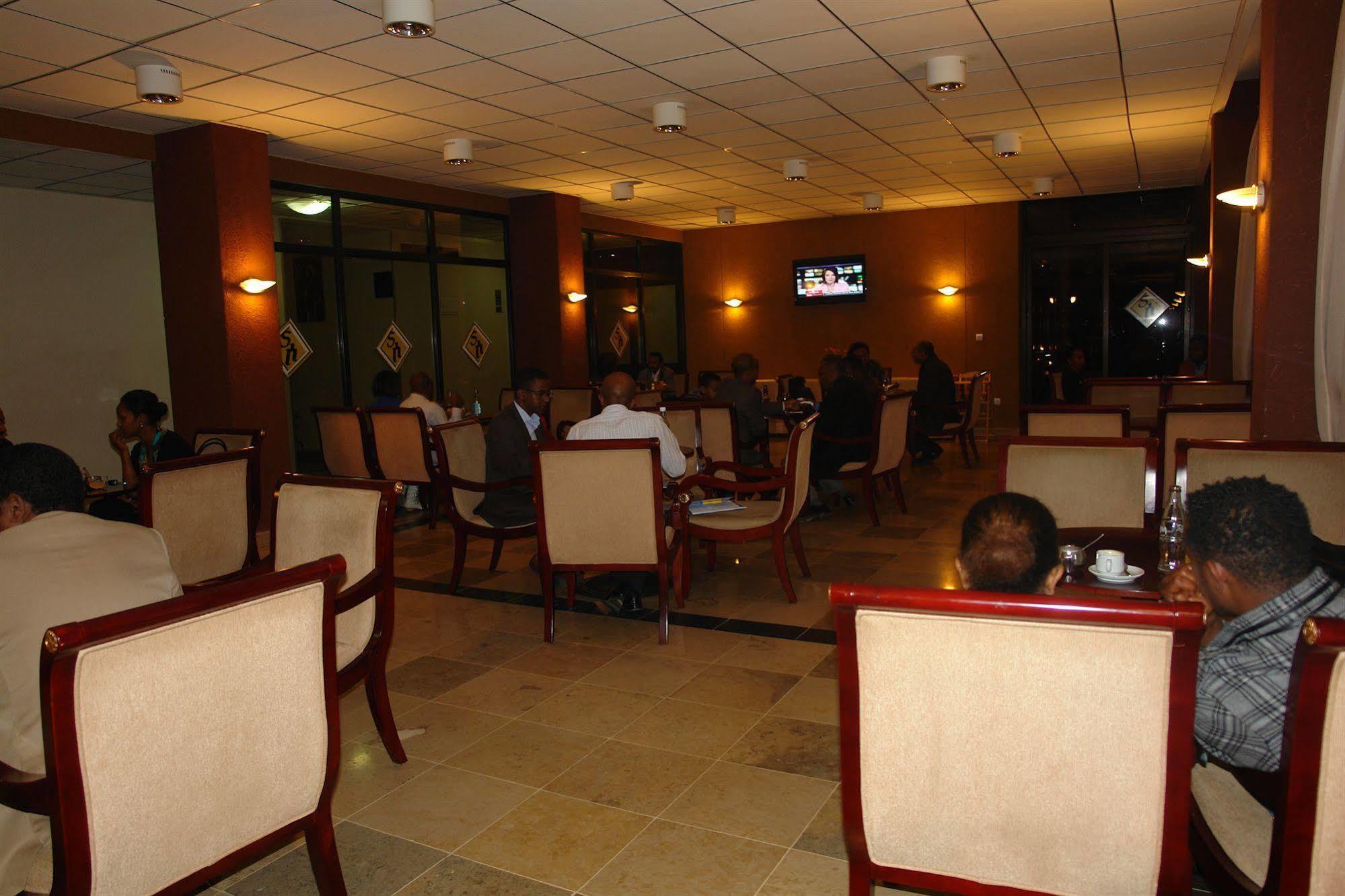 Soramba Hotel Business Plc Adis Abeba Exterior foto